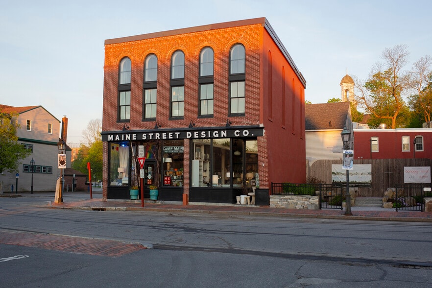 Primary Photo Of 160 Front St, Bath Storefront Retail Residential For Lease