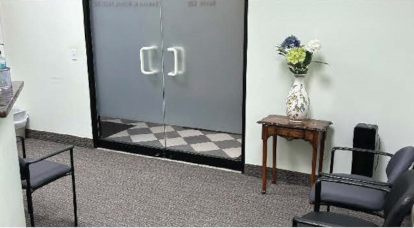 More Photos Of 755 Park Ave, Huntington Medical For Sale