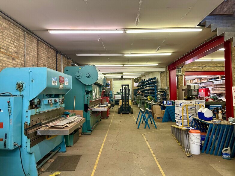 More Photos Of , Chicago Unknown For Sale