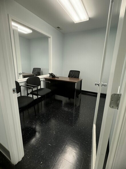 More Photos Of 2229 Bradford Hicks Dr, Livingston Auto Dealership For Sale