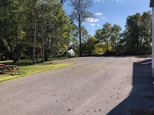 More Photos Of 8196 Green Rd, Hubbardsville Apartments For Sale