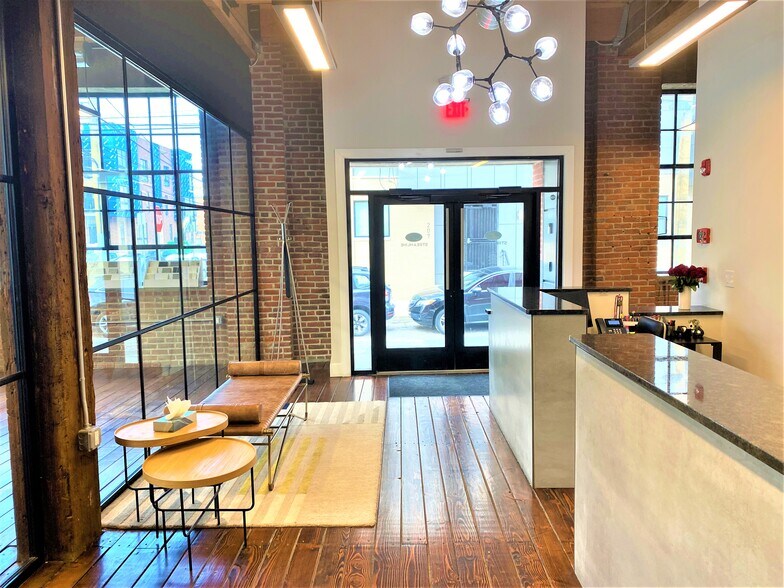 More Photos Of 1100-1102 N Delaware Ave, Philadelphia Office For Lease