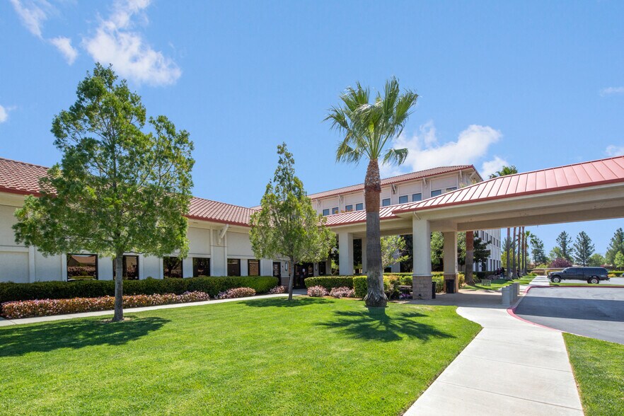 More Photos Of 81 S Highland Springs Ave, Beaumont Medical For Lease
