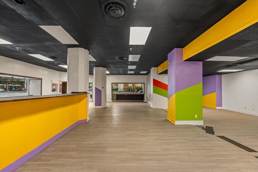 More Photos Of 509 Marshall St, Shreveport Office For Sale