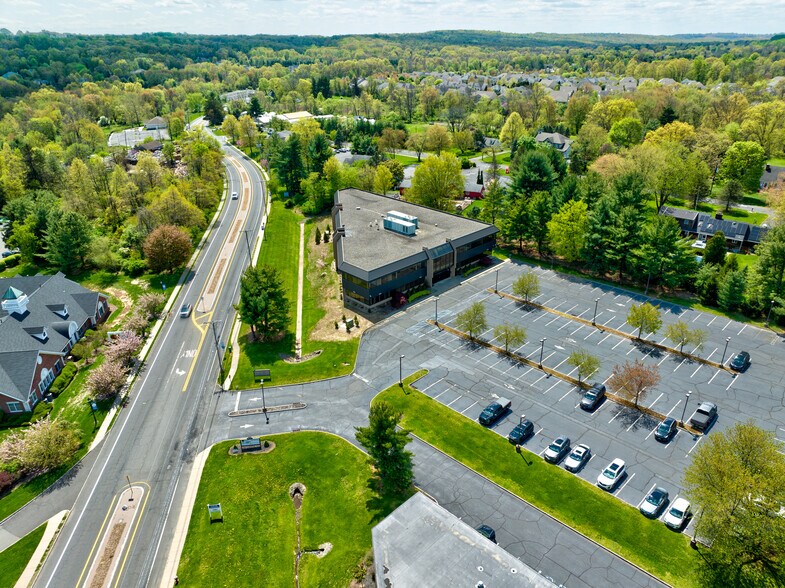 More Photos Of 67 Mountain Blvd, Warren Office For Lease