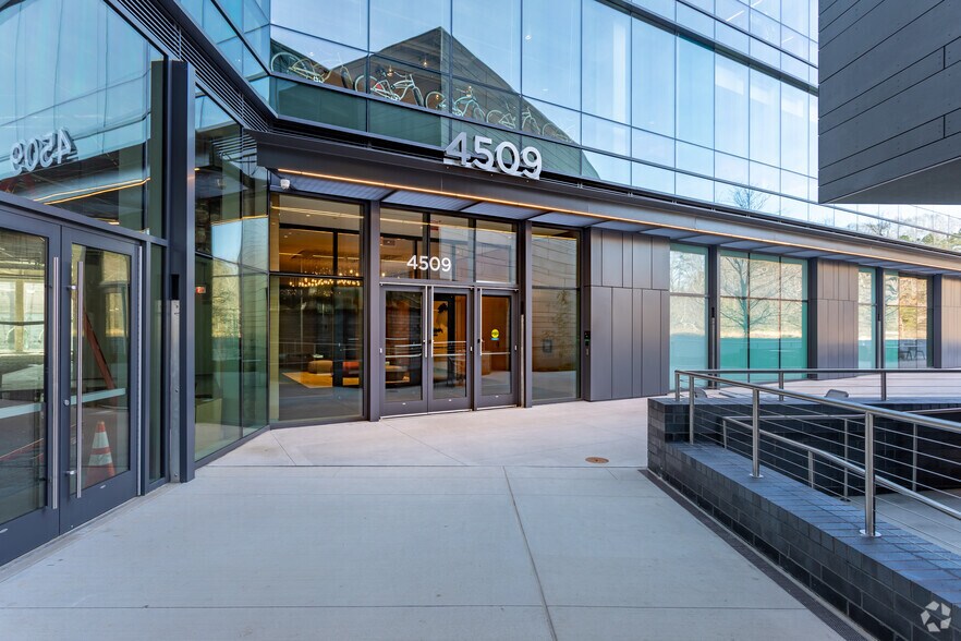 More Photos Of 4509 Creedmoor Rd, Raleigh Office For Lease