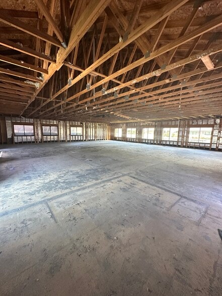 More Photos Of 1409 Kingsley Ave, Orange Park Medical For Sale