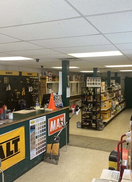 More Photos Of 5298 S Dupont Hwy, Dover Freestanding For Sale