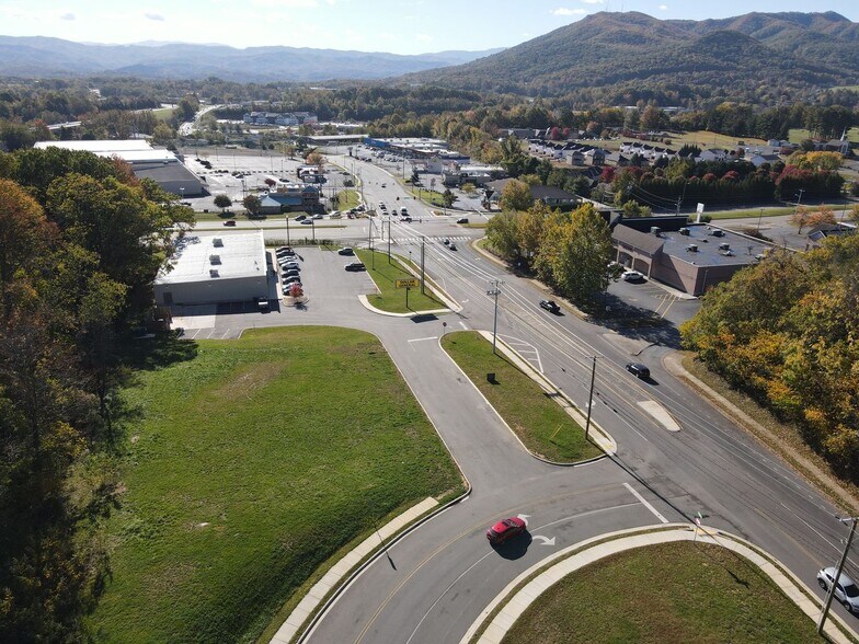 More Photos Of 100 E Highland Rd, Johnson City Land For Sale