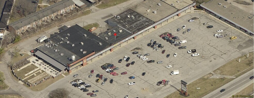 More Photos Of 5016-5060 E 62nd St, Indianapolis Unknown For Lease