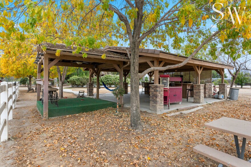 More Photos Of 805 N Sanderson Ave, San Jacinto Specialty For Sale