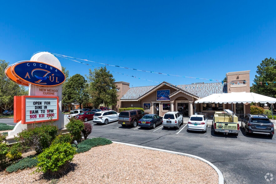 Primary Photo Of 4243 Montgomery Blvd NE, Albuquerque Restaurant For Lease