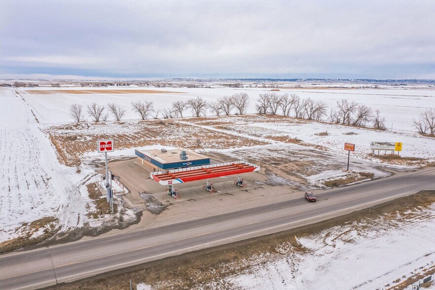 More Photos Of 1600 N Crawford Ave, Hardin General Retail For Sale