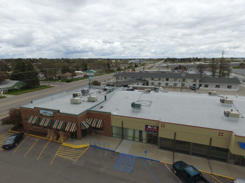 More Photos Of 2621 5th Ave, Scottsbluff Storefront Retail Office For Sale