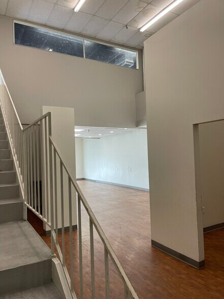 More Photos Of 5830 S Sherwood Forest Blvd, Baton Rouge Freestanding For Lease