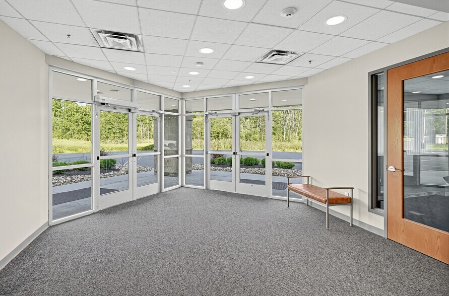 More Photos Of 1220 New Scotland Rd, Slingerlands Medical For Lease