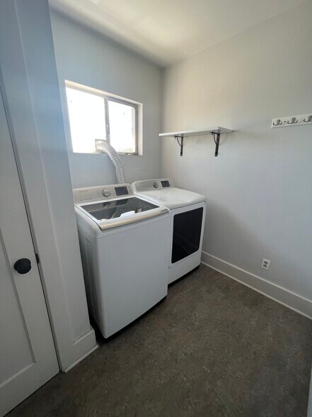 More Photos Of 246-248 S Broadway, Denver Storefront Retail Residential For Sale