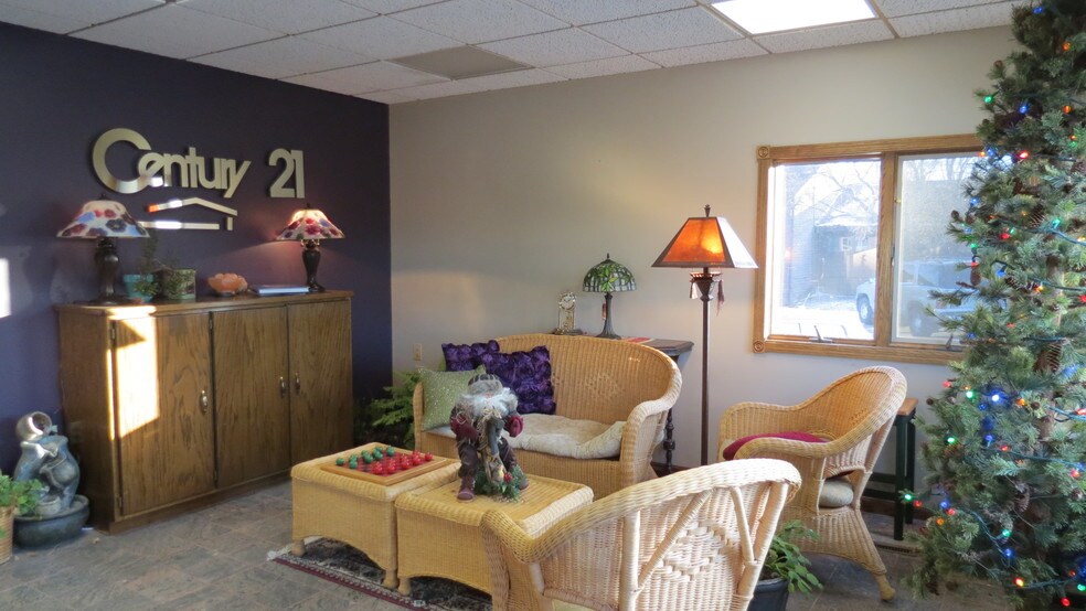 More Photos Of 22 3rd Ave S, Cold Spring Coworking Space