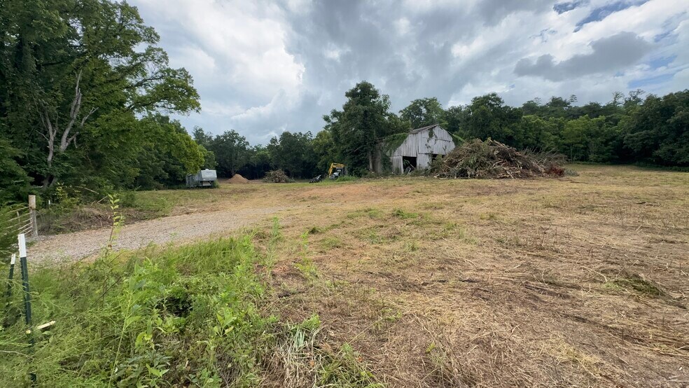 More Photos Of I-40 Exit 415, Dandridge Land For Lease