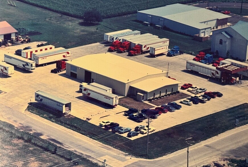 Primary Photo Of 200 W Stevenson Rd, Ottawa Manufacturing For Lease