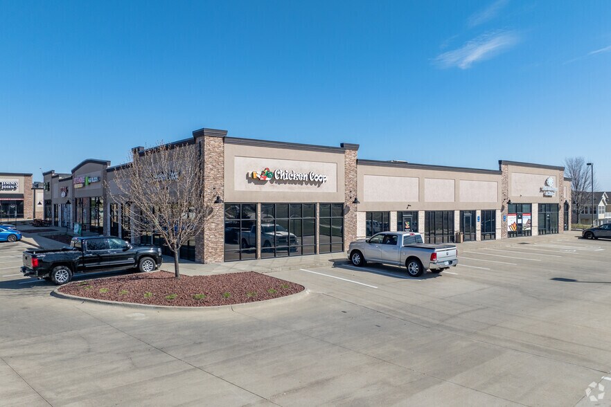 More Photos Of 1325 SW Oralabor Rd, Ankeny General Retail For Sale