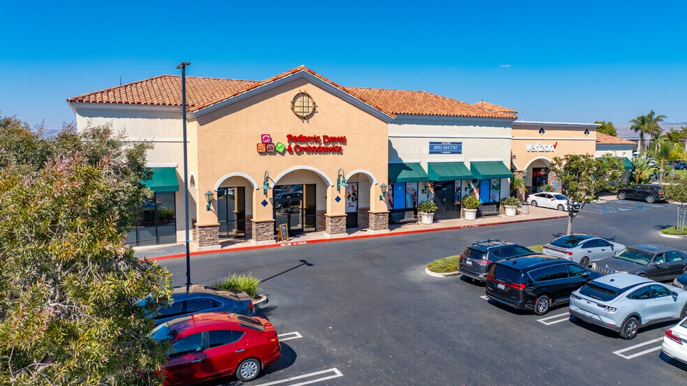 More Photos Of 550 E Betteravia Rd, Santa Maria Freestanding For Lease