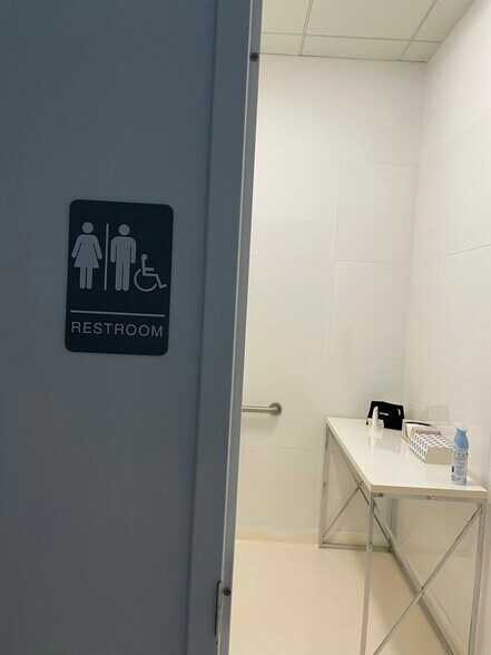 More Photos Of 2300 W Copans Rd, Pompano Beach Warehouse For Sale