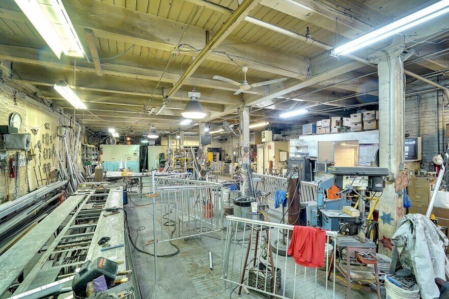 More Photos Of 245-249 Verona Ave, Newark Manufacturing For Sale