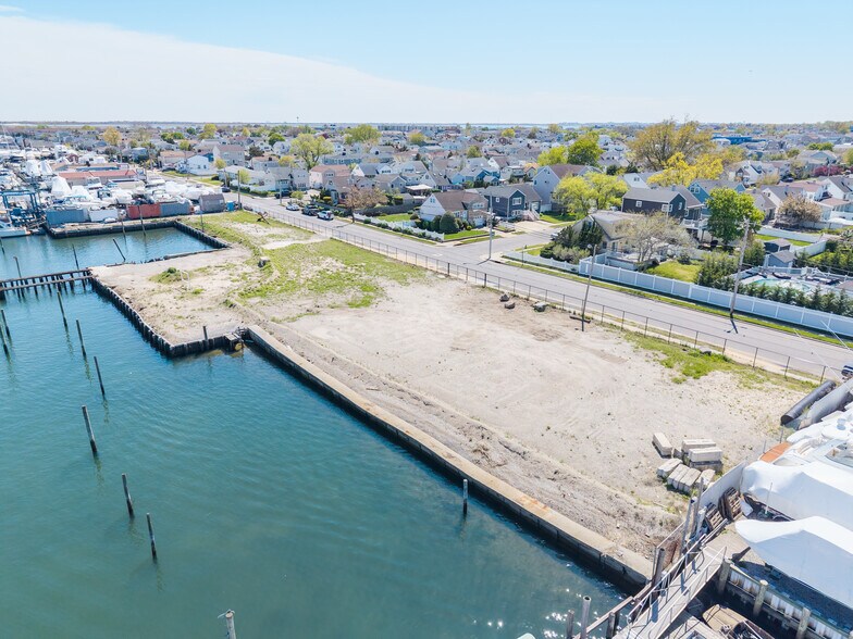 More Photos Of 55 Hudson Ave, Freeport Land For Sale