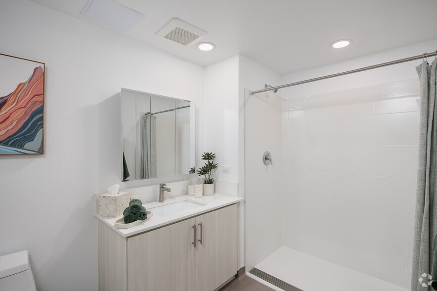 More Photos Of 2724 El Cajon Blvd, San Diego Apartments For Lease