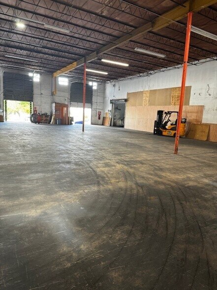 Primary Photo Of 5950 Angler's Ave, Dania Beach Warehouse For Lease