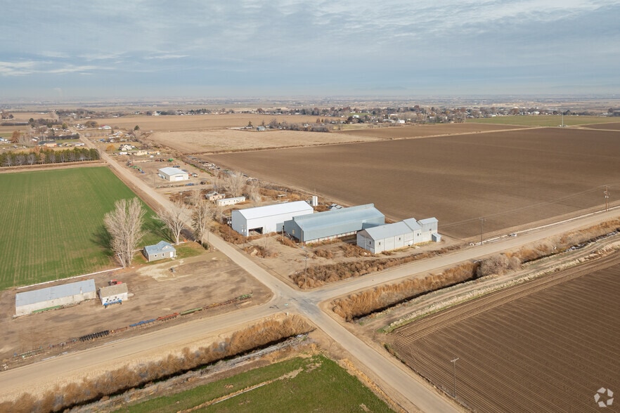 Primary Photo Of 20102 Tucker Rd., Greenleaf Industrial For Sale
