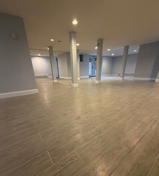More Photos Of 3-5 E Foster St, Melrose Apartments For Lease