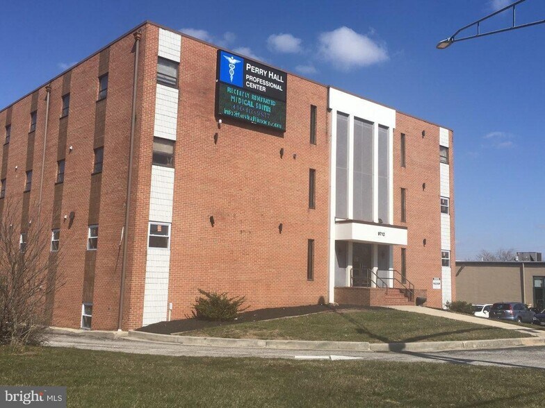 More Photos Of 9712 Belair Rd, Nottingham Medical For Lease