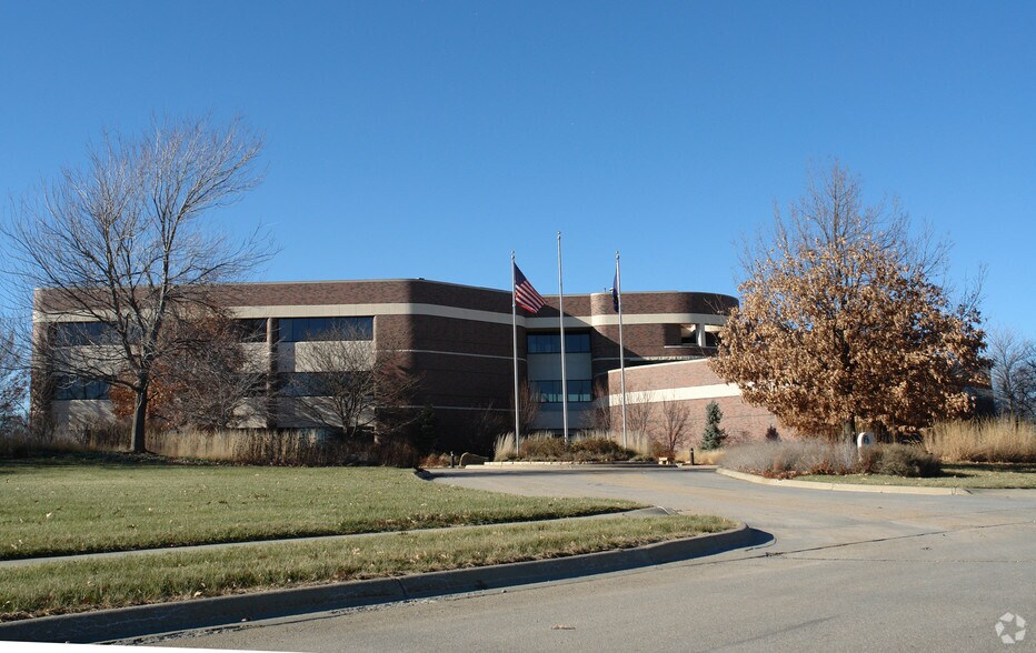 More Photos Of 1421 Research Park Dr, Lawrence Office For Lease