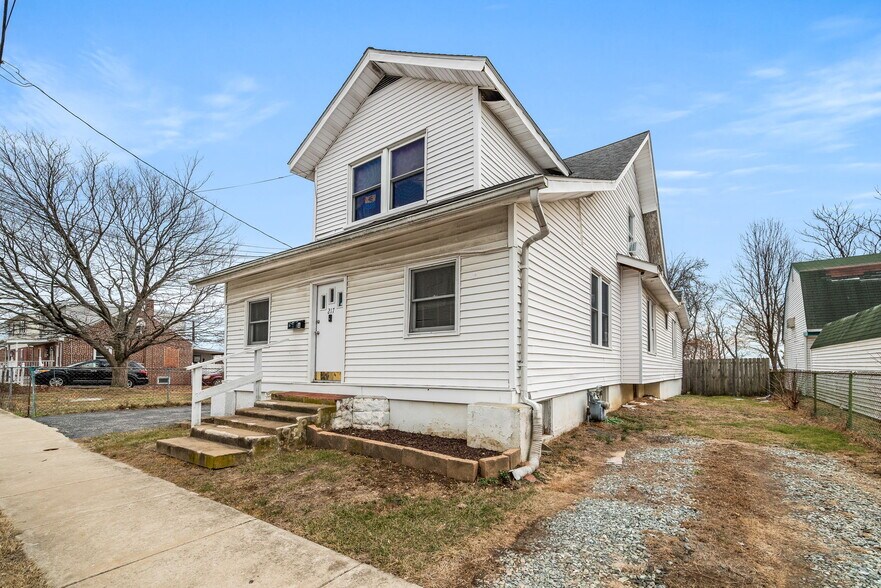 More Photos Of 217 White Ave, Linwood Apartments For Sale