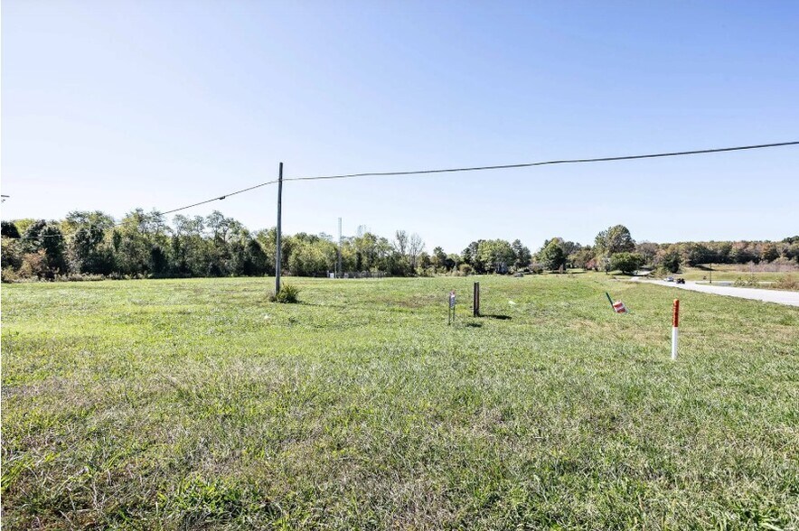 More Photos Of 2393 S DIXIE Blvd, Radcliff Land For Sale