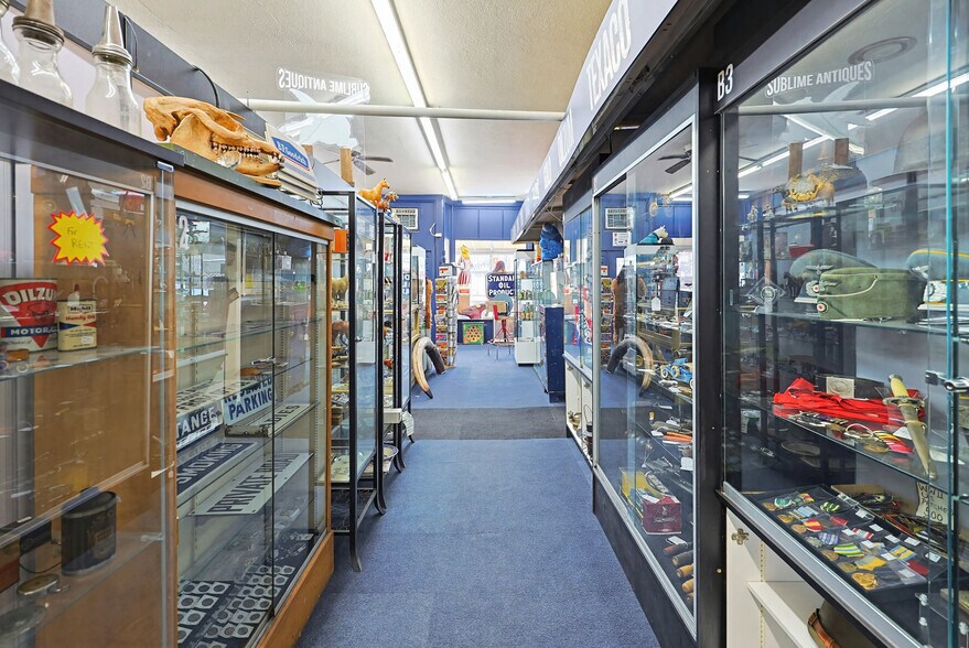 More Photos Of 800 Washington St, Holliston Storefront Retail Residential For Sale