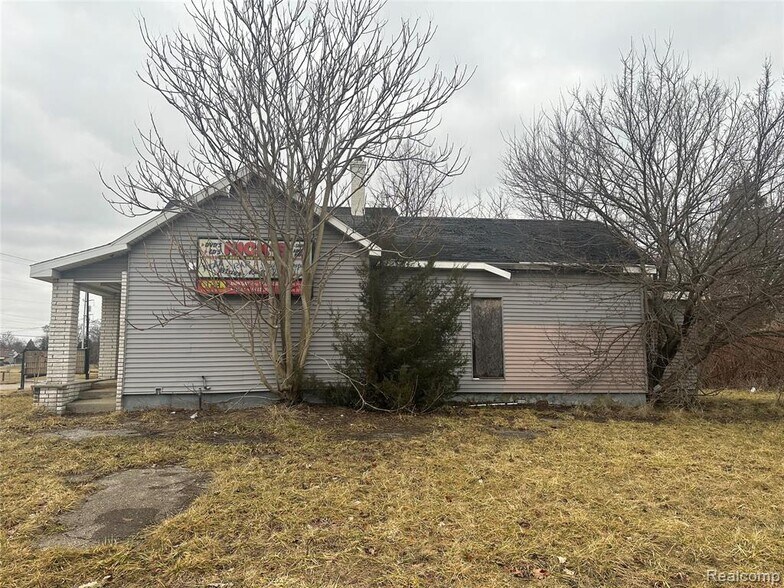 More Photos Of 1102 Pasadena Ave, Flint General Retail For Sale