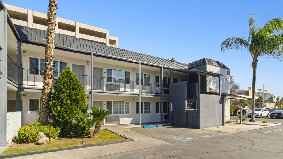 More Photos Of 2127 Inyo St, Fresno Hotel For Sale