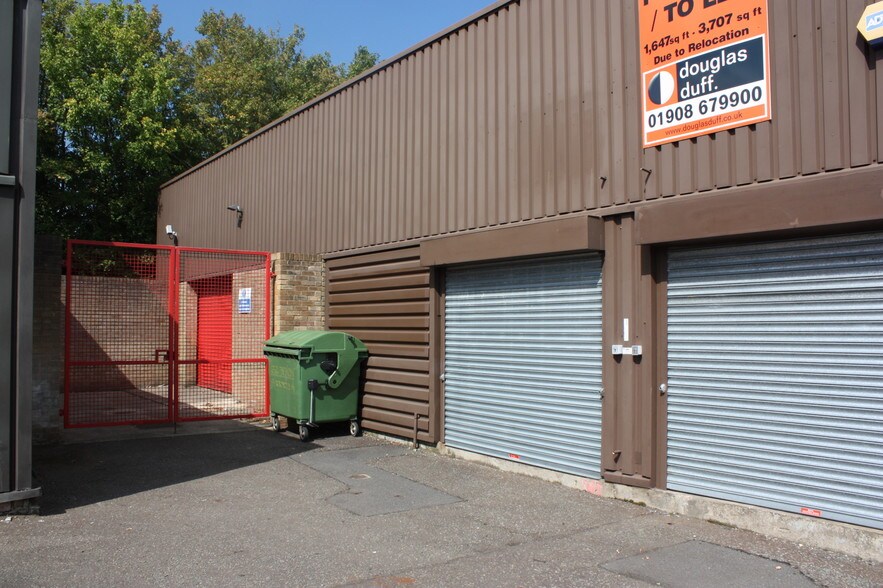 Potters Ln, Milton Keynes, BKM MK11 3HF Industrial For Lease