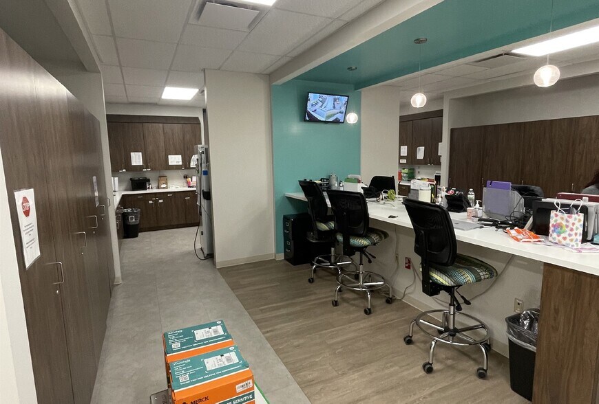 More Photos Of 7750 Diley Rd, Canal Winchester Medical For Sale