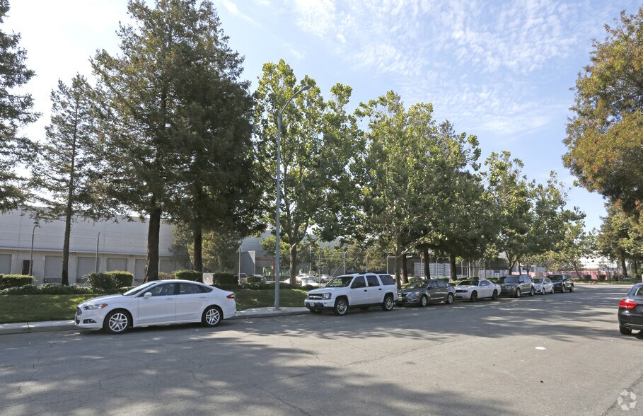 More Photos Of 40745 Encyclopedia Cir, Fremont Warehouse For Lease