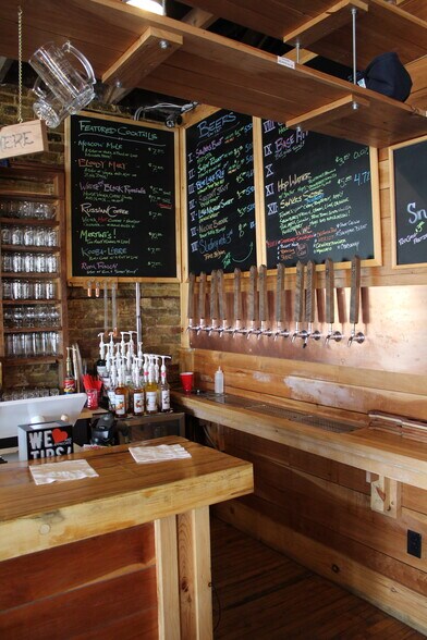 More Photos Of 4574 Dowling St, Montague Freestanding For Sale