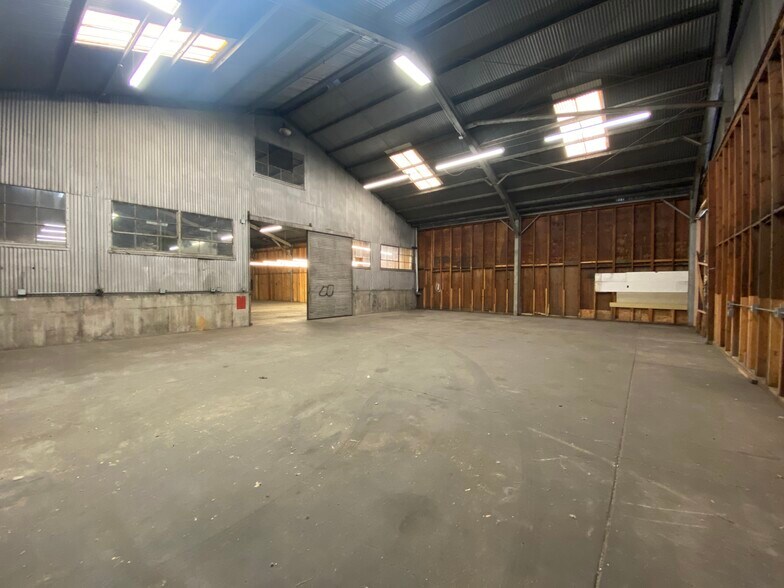 More Photos Of 681-699 Quinn Ave, San Jose Warehouse For Lease