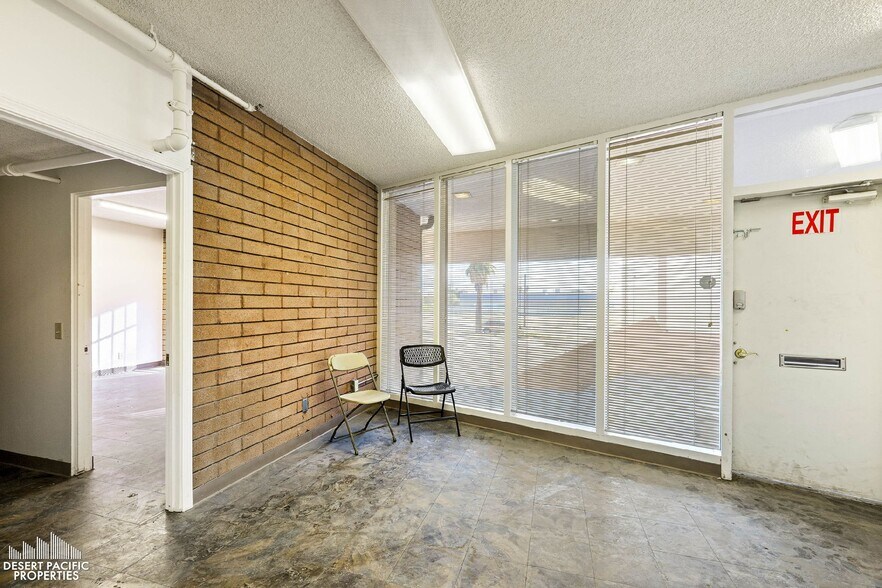 More Photos Of 45585 Commerce St, Indio Warehouse For Sale