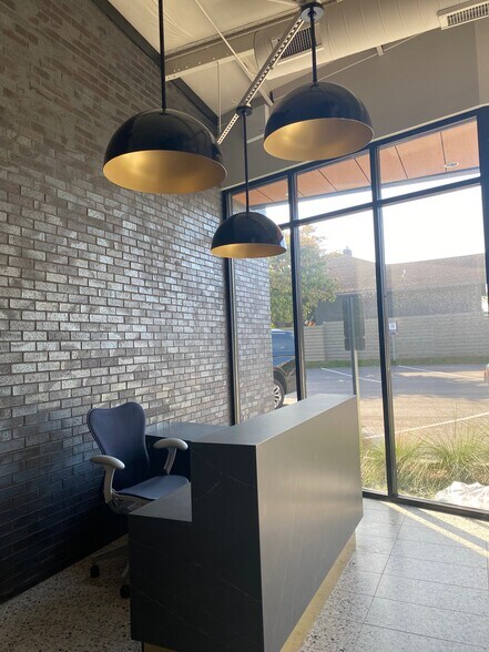 More Photos Of 2200 8th Ave S, Nashville Showroom For Sale