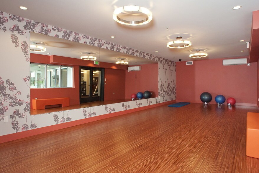 More Photos Of 523 Broadway E, Seattle Apartments For Lease