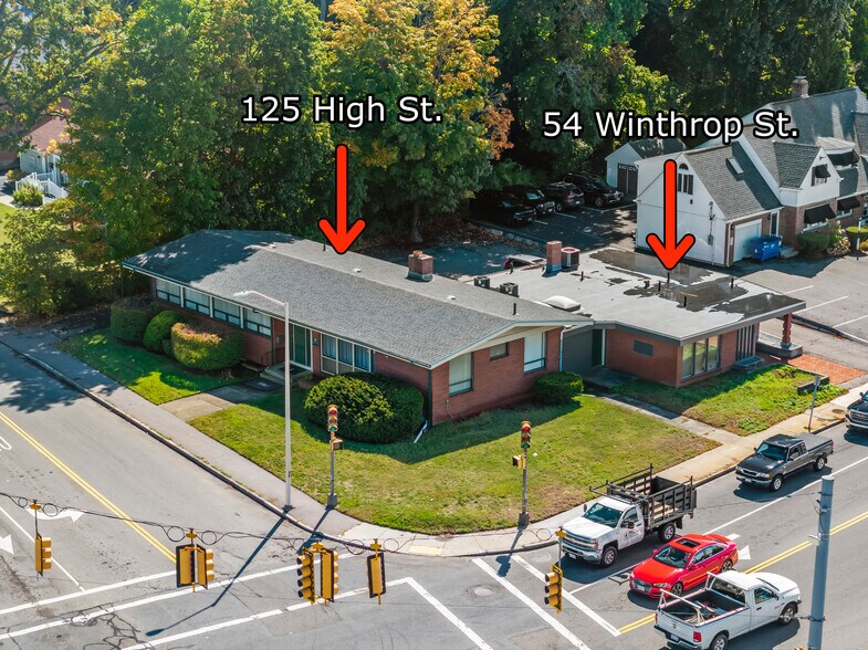 More Photos Of 54 Winthrop St, Taunton Office For Sale