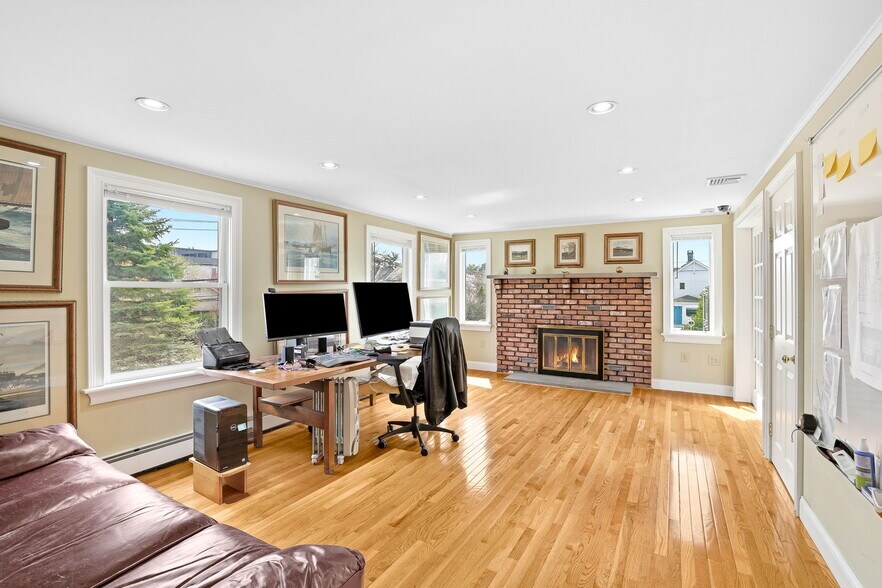 More Photos Of 3 Macdonald Ave, Armonk Office For Sale